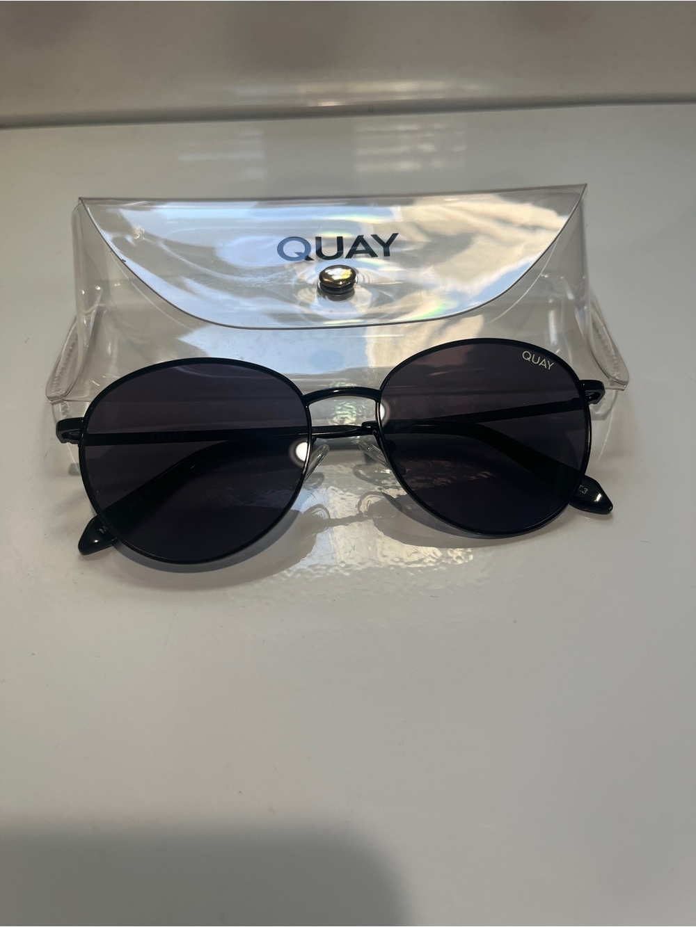 Quay Australia Black Round Sunglasses with Dark Lenses